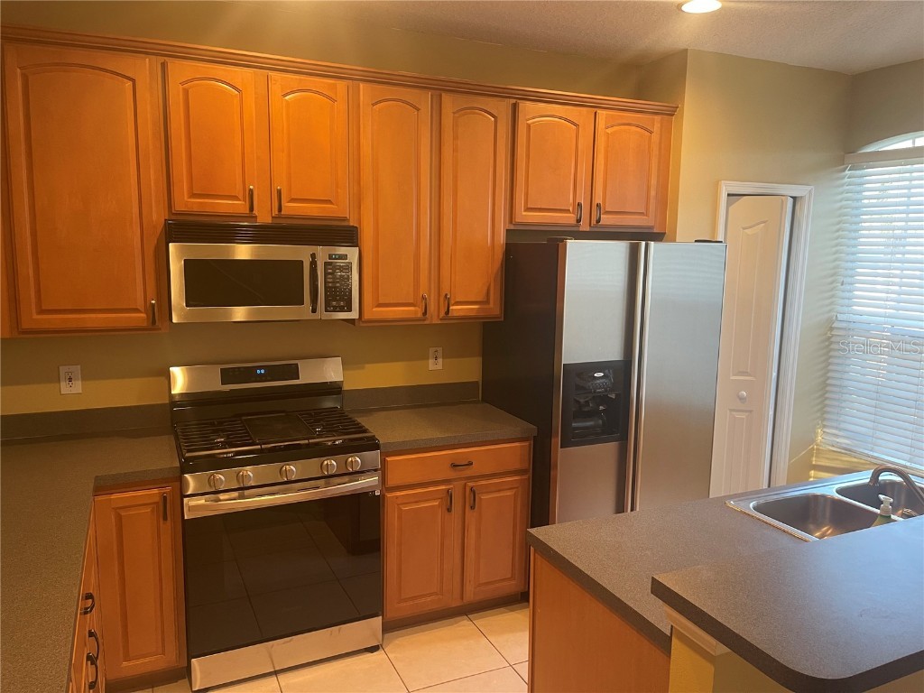 3002 Pointeview Drive Tampa FL 33611 TB8438078 image2