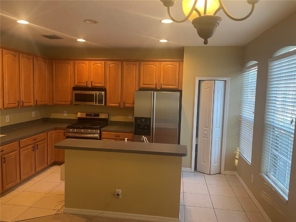 3002 Pointeview Drive Tampa FL 33611 TB8438078 image3