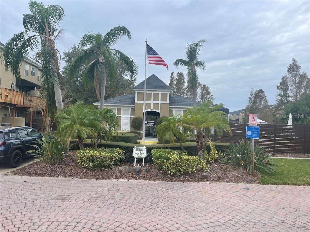 3002 Pointeview Drive Tampa FL 33611 TB8438078 image38