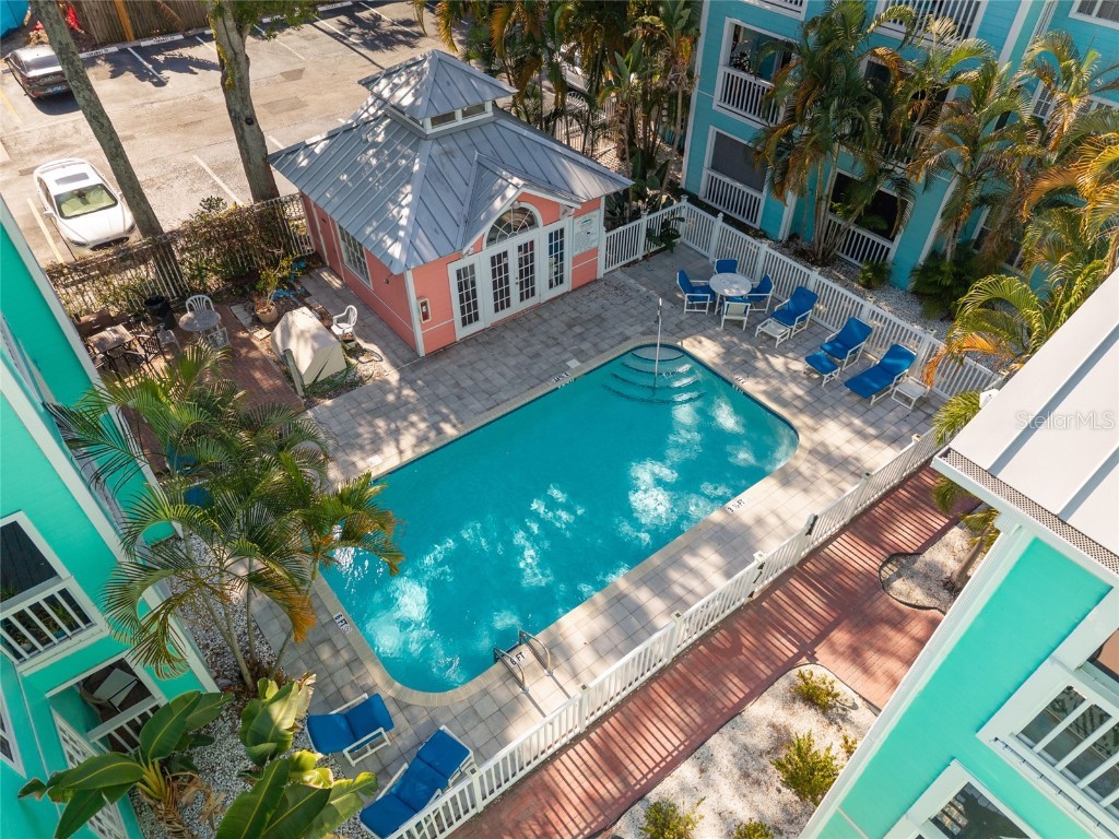 3002 W Cleveland Street #B12 Tampa FL 33609 TB8449639 image1