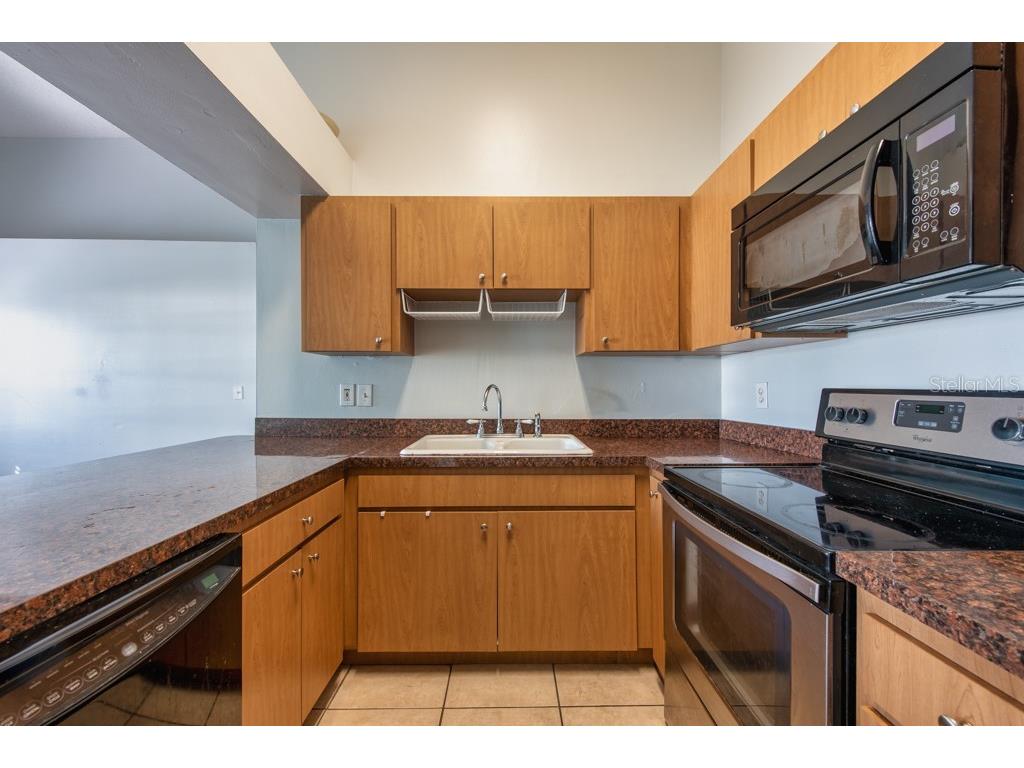 3002 W Cleveland Street #D11 Tampa FL 33609 TB8480129 image10