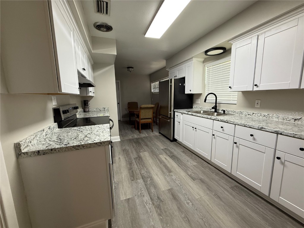 3002 W Marlin Avenue Tampa FL 33611 TB8448938 image2