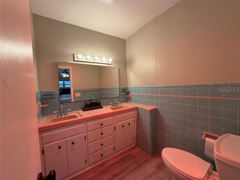 3002 W Marlin Avenue Tampa FL 33611 TB8448938 image9