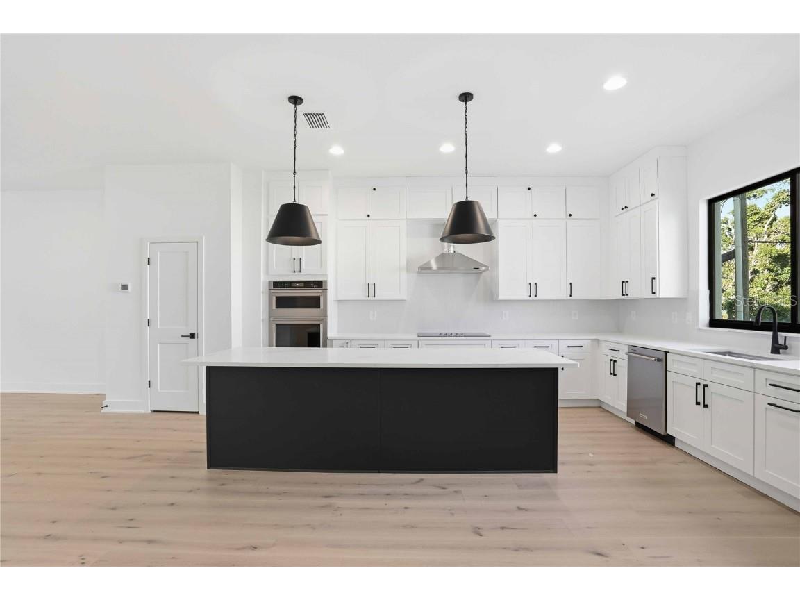 3002 W Platt #1 Tampa FL 33609 TB8453230 image5