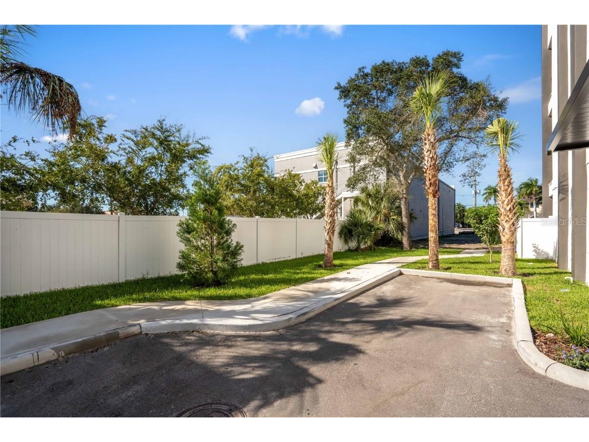 3002 W Platt #10 Tampa FL 33609 TB8453247 image24