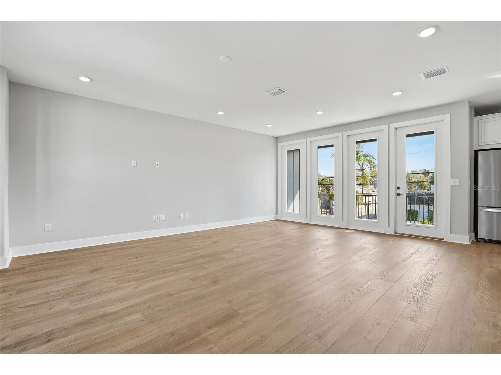 3003 1st Avenue N Saint Petersburg FL 33713 TB8489778 image15
