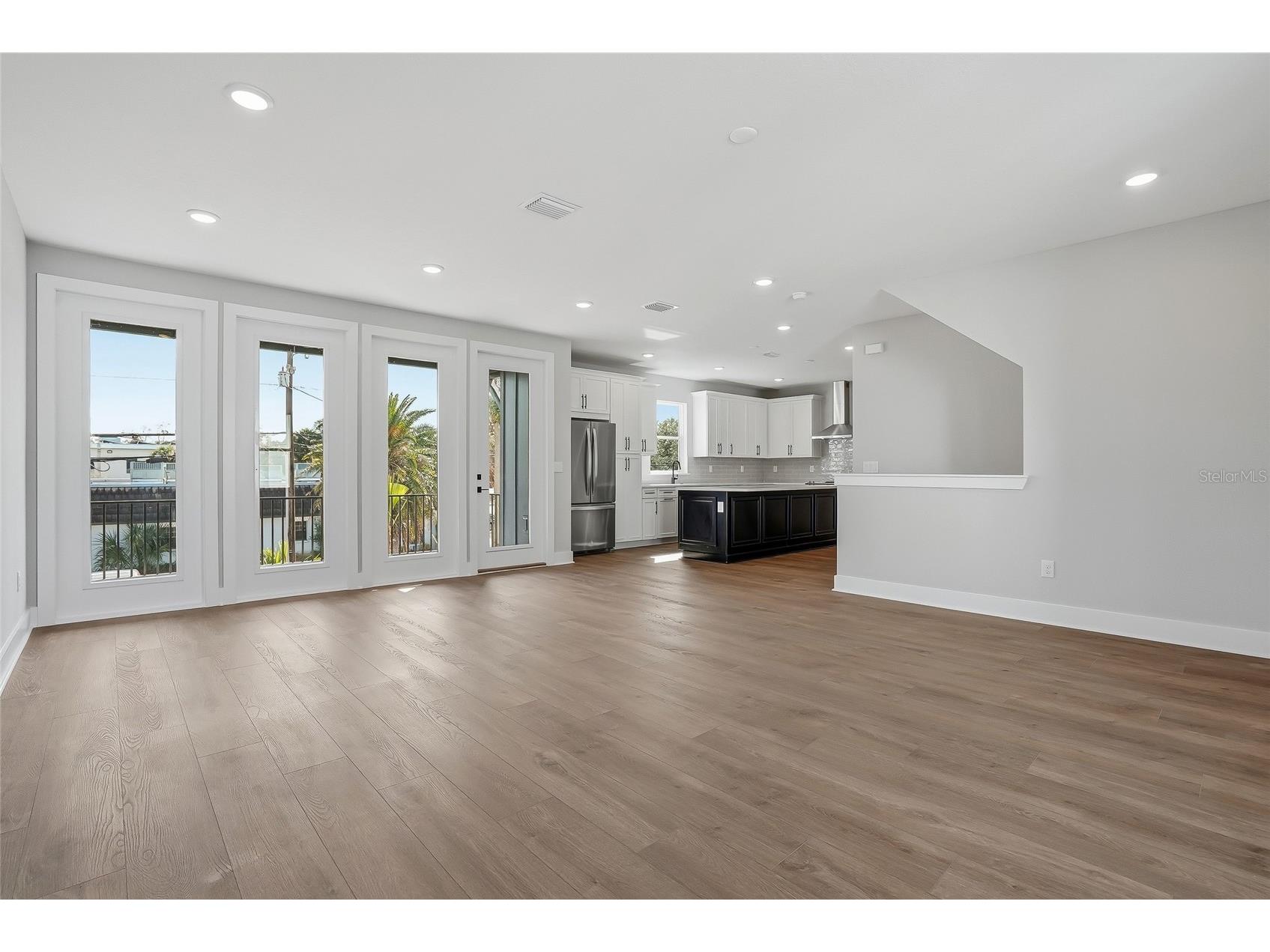 3003 1st Avenue N Saint Petersburg FL 33713 TB8489778 image16