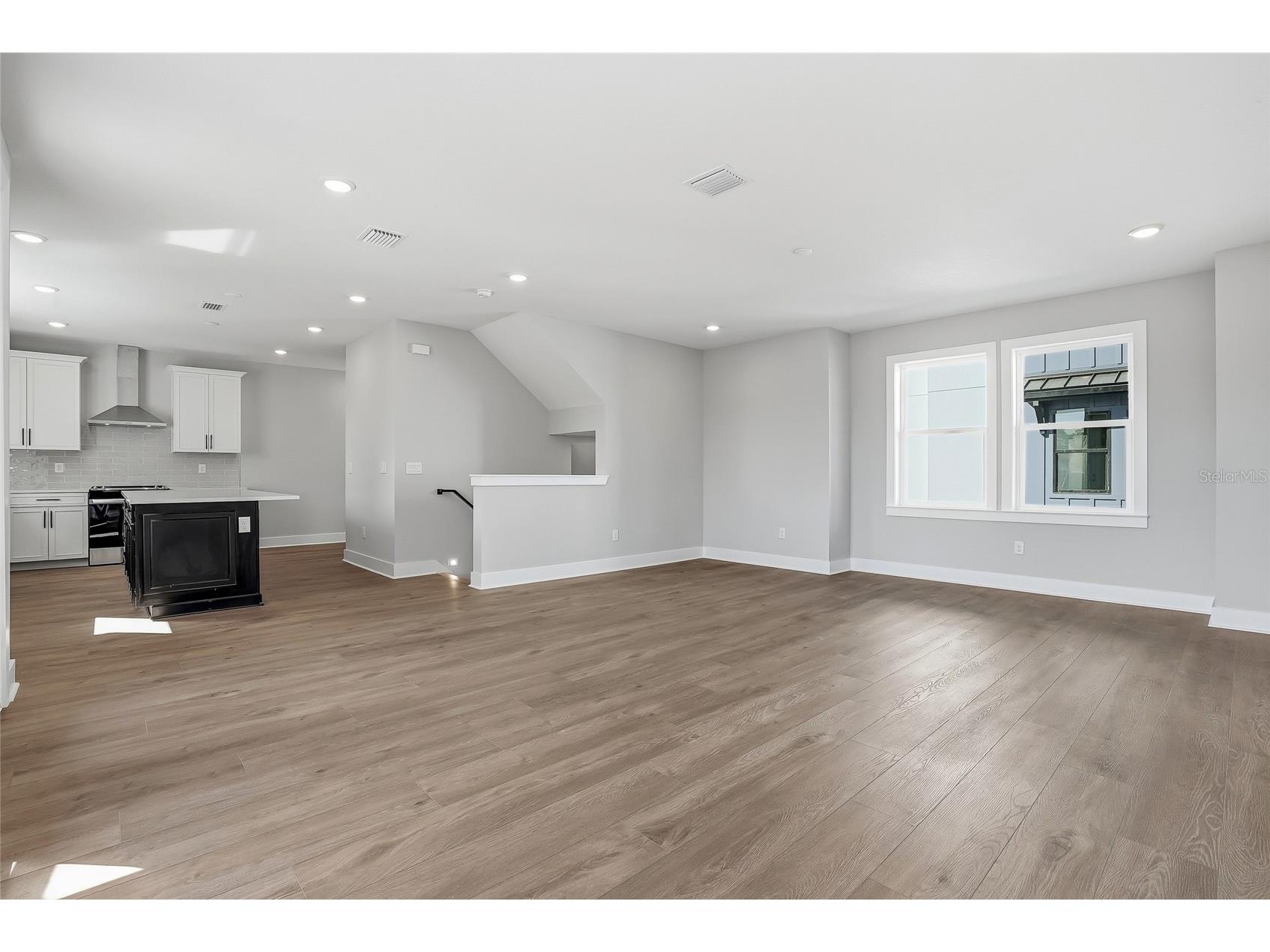 3003 1st Avenue N Saint Petersburg FL 33713 TB8489778 image17