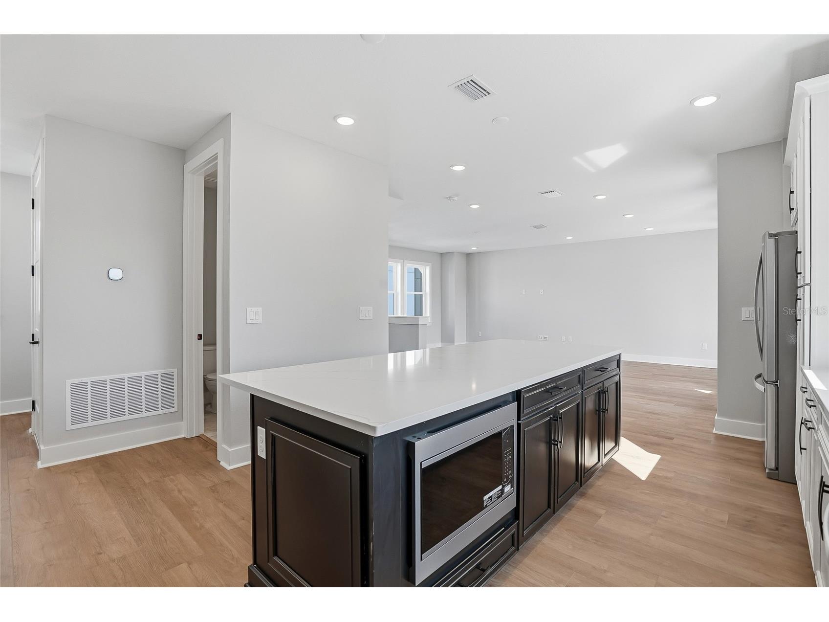 3003 1st Avenue N Saint Petersburg FL 33713 TB8489778 image23