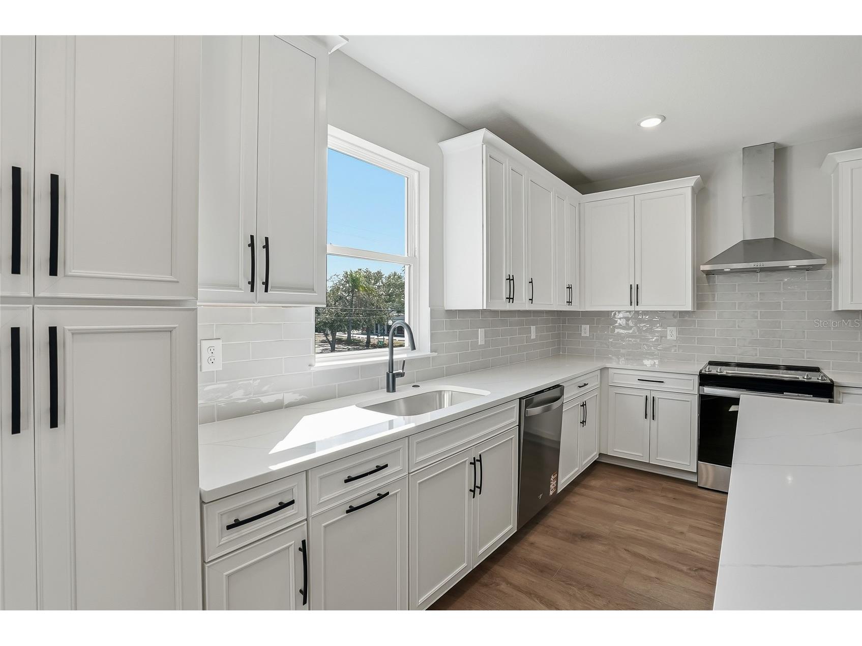 3003 1st Avenue N Saint Petersburg FL 33713 TB8489778 image24