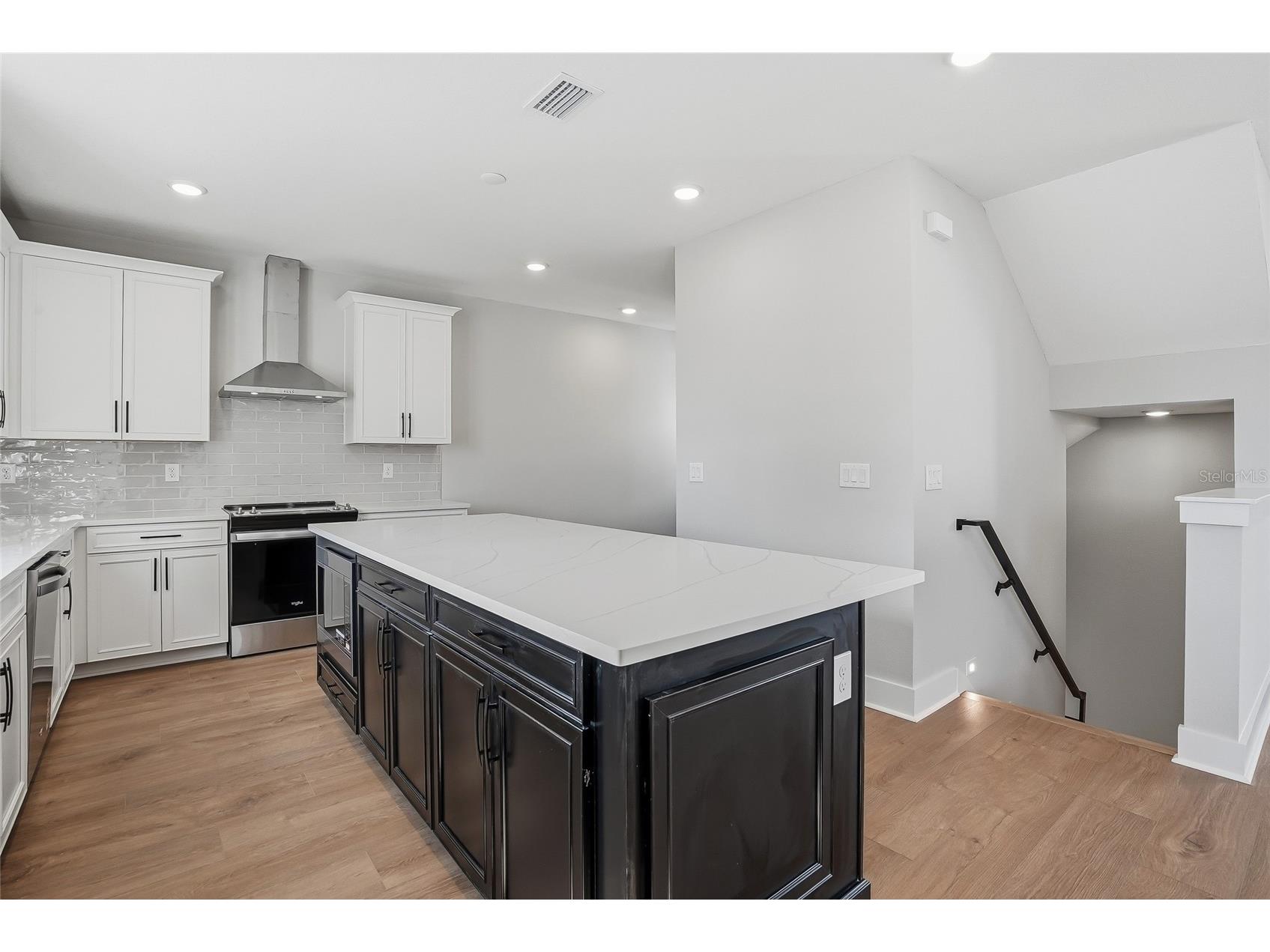 3003 1st Avenue N Saint Petersburg FL 33713 TB8489778 image26