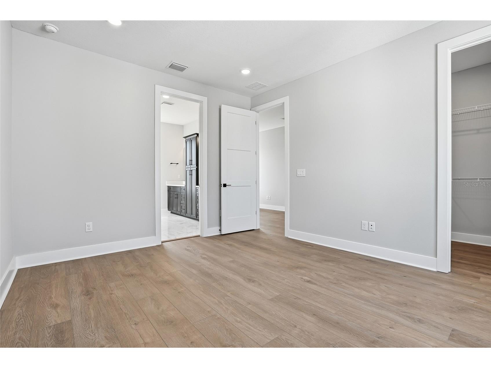 3003 1st Avenue N Saint Petersburg FL 33713 TB8489778 image40
