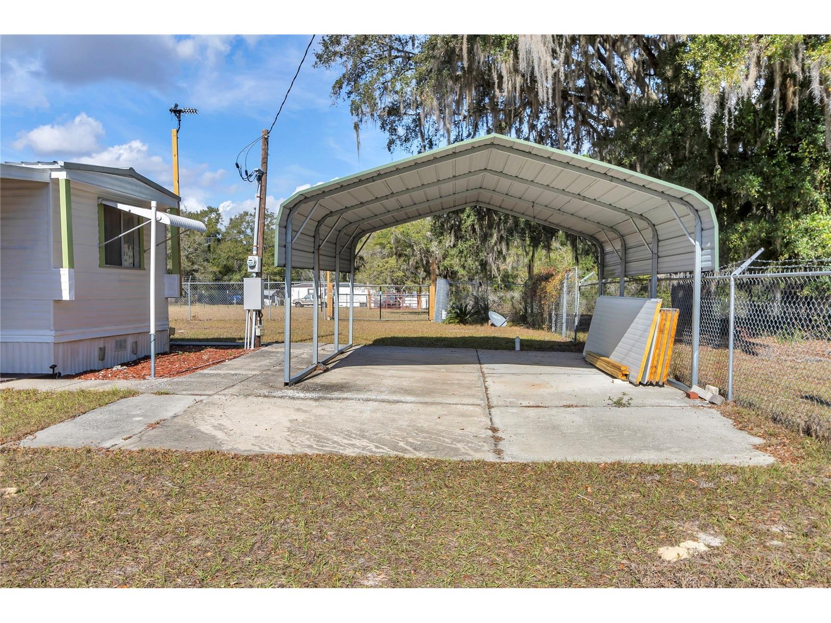 3003 NE 165th Place Citra FL 32113 OM716437 image5