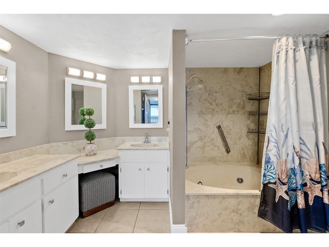 3003 S Atlantic Avenue #19B4 Daytona Beach FL 32118 V4946226 image37