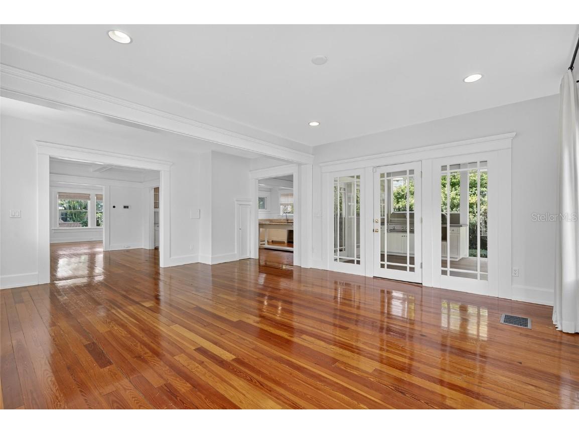 3003 W Harbor View Ave Avenue Tampa FL 33611 TB8450113 image20