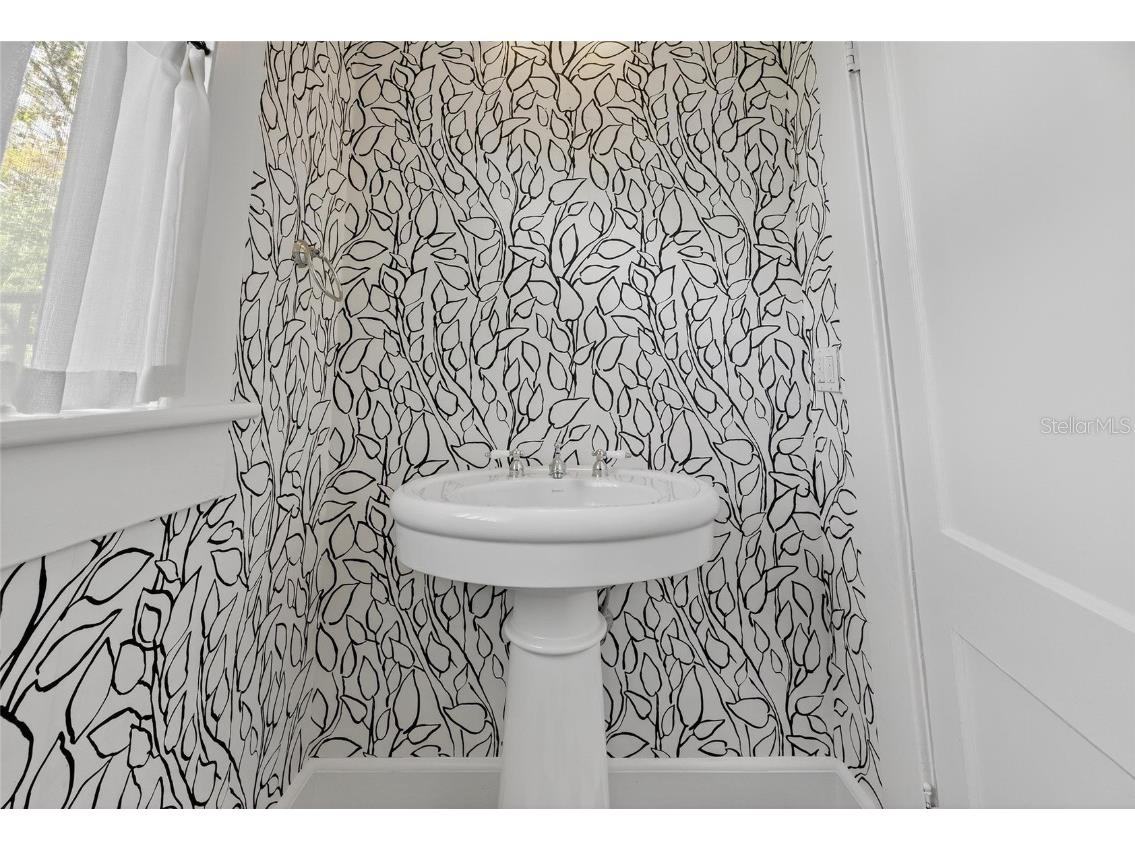 3003 W Harbor View Ave Avenue Tampa FL 33611 TB8450113 image38