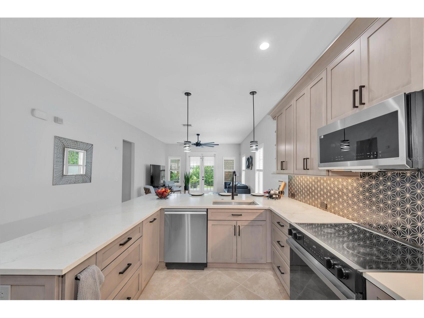 3003 W Leroy Street Tampa FL 33607 TB8505921 image11