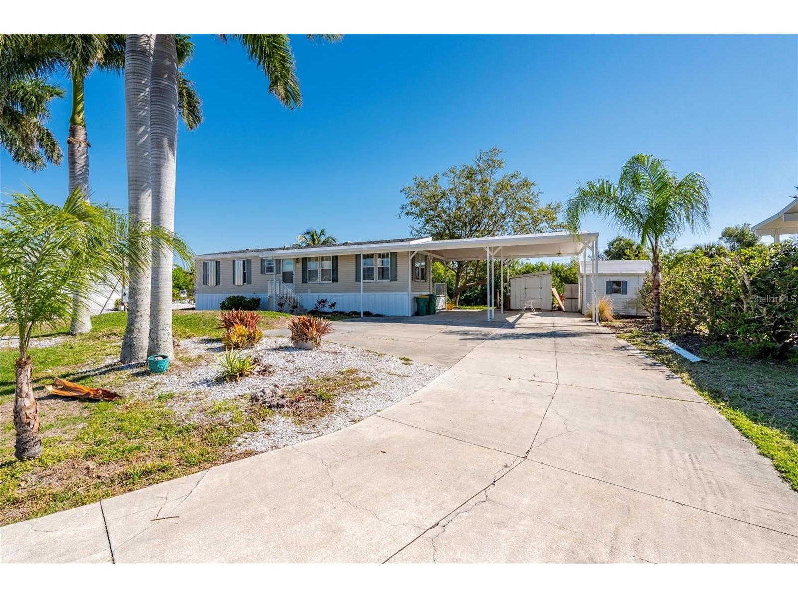 3004 Bamboo Court Punta Gorda FL 33950 C7528003 image1