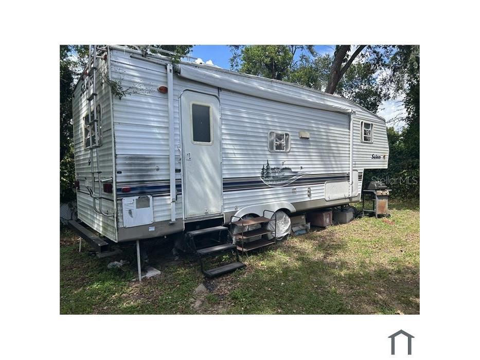 3004 E Yukon Street #B Tampa FL 33604 TB8457501 image1