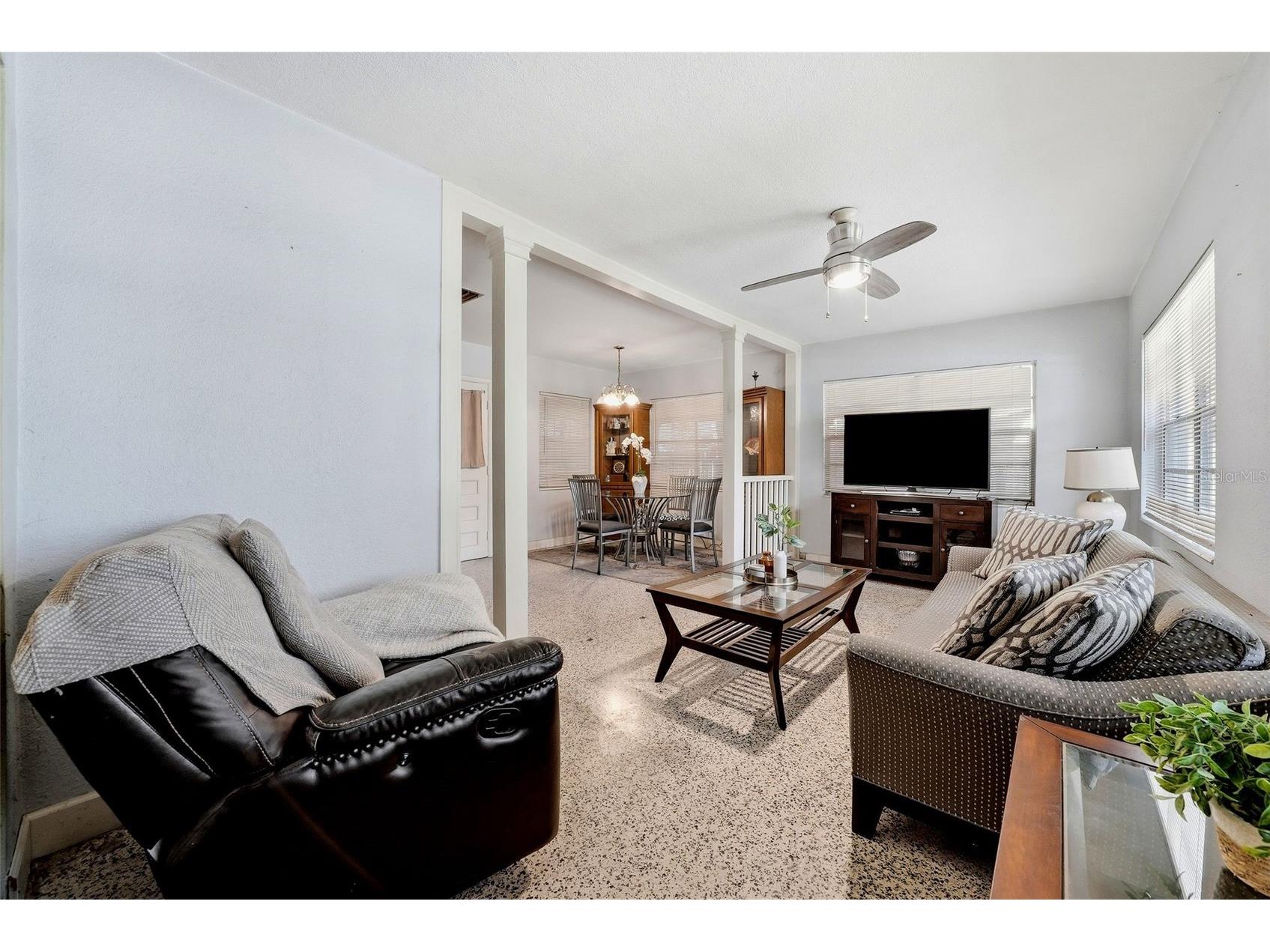 3004 W Gray Street Tampa FL 33609 TB8517272 image4
