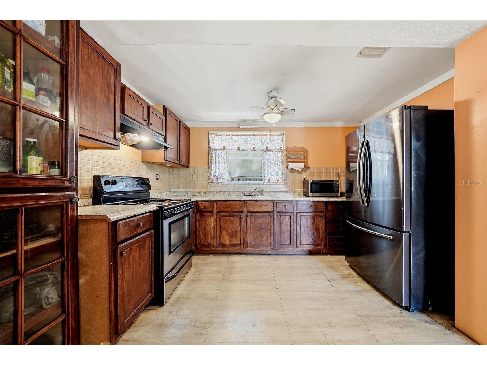 3004 W Gray Street Tampa FL 33609 TB8517272 image9