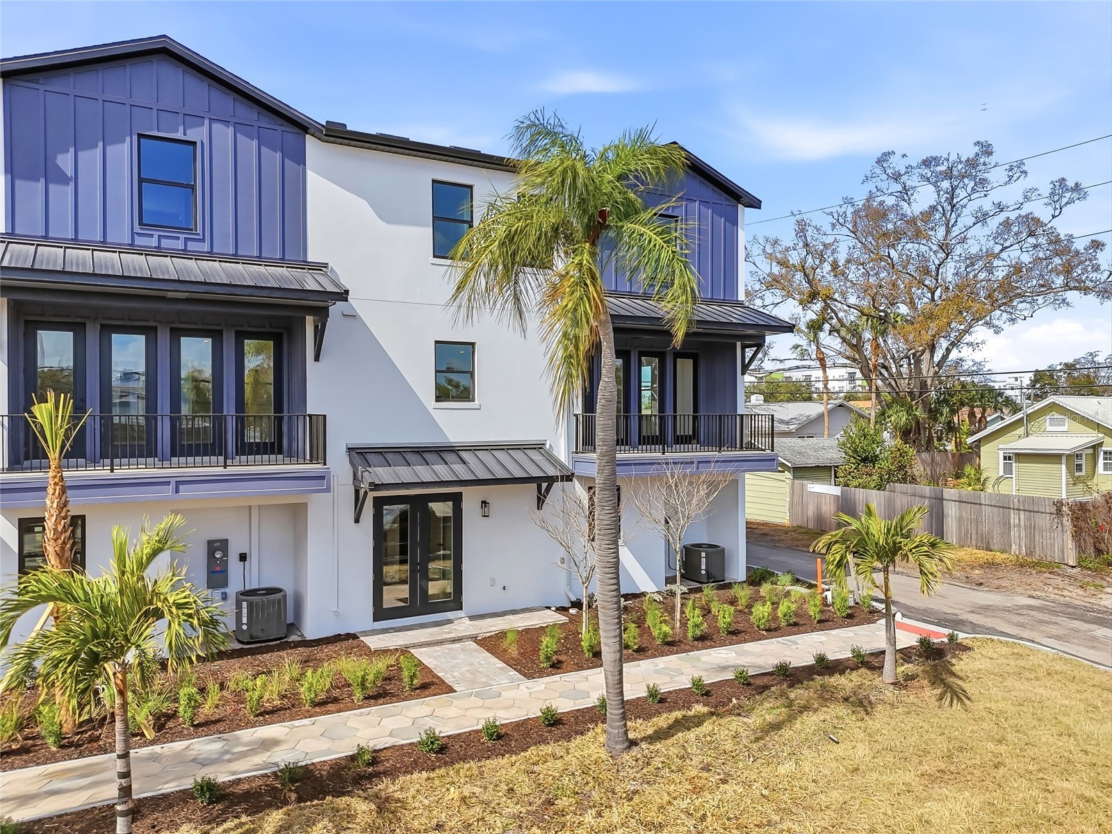 3005 1st Avenue N Saint Petersburg FL 33713 TB8399184 image2