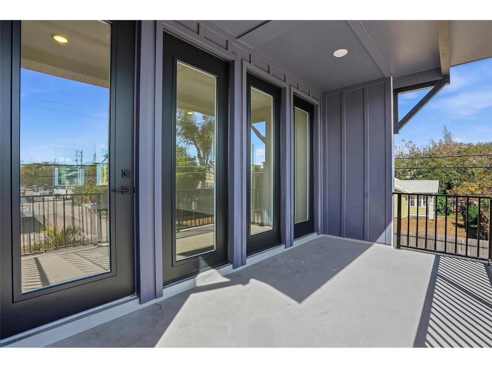 3005 1st Avenue N Saint Petersburg FL 33713 TB8399184 image21