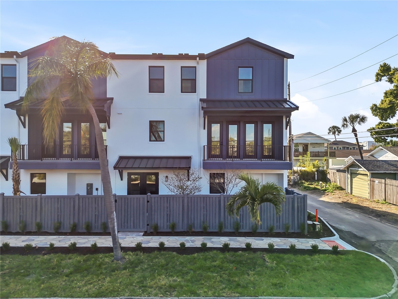 3005 1st Avenue N Saint Petersburg FL 33713 TB8513140 image1
