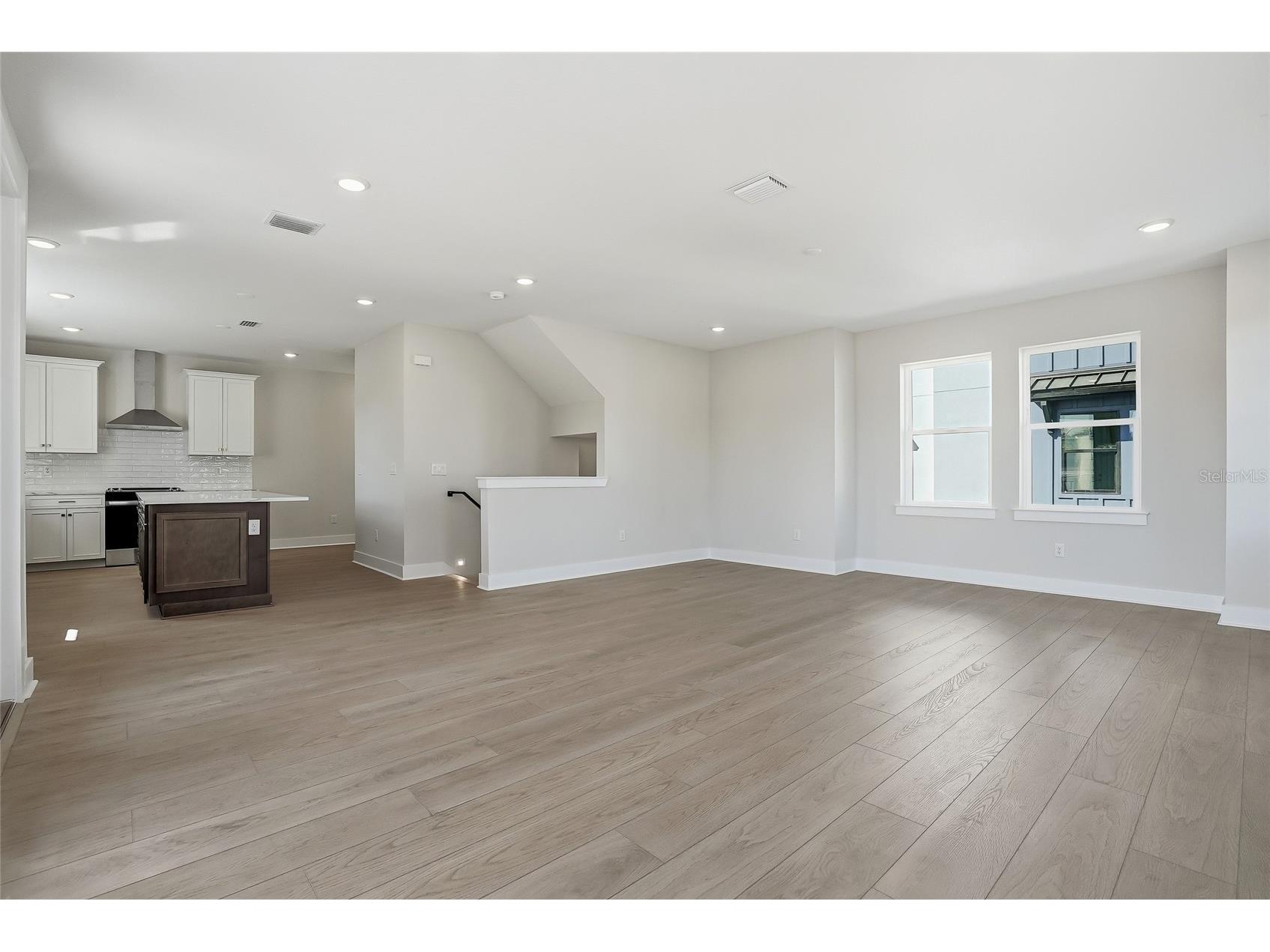 3005 1st Avenue N Saint Petersburg FL 33713 TB8513140 image21