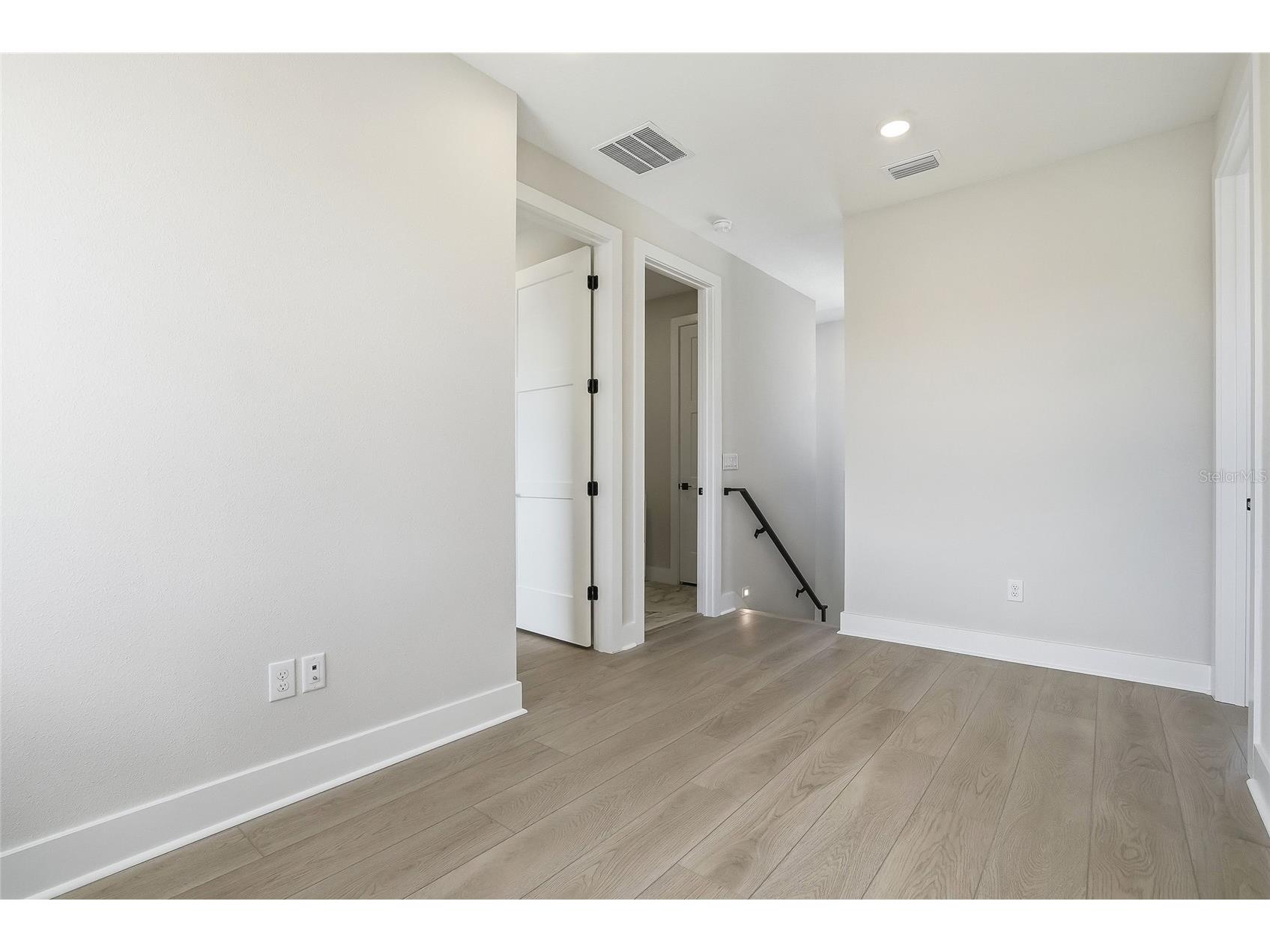 3005 1st Avenue N Saint Petersburg FL 33713 TB8513140 image26