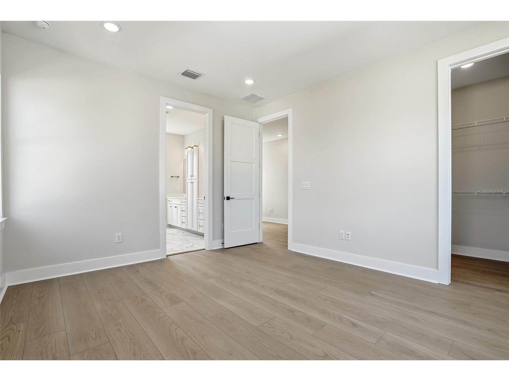 3005 1st Avenue N Saint Petersburg FL 33713 TB8513140 image29