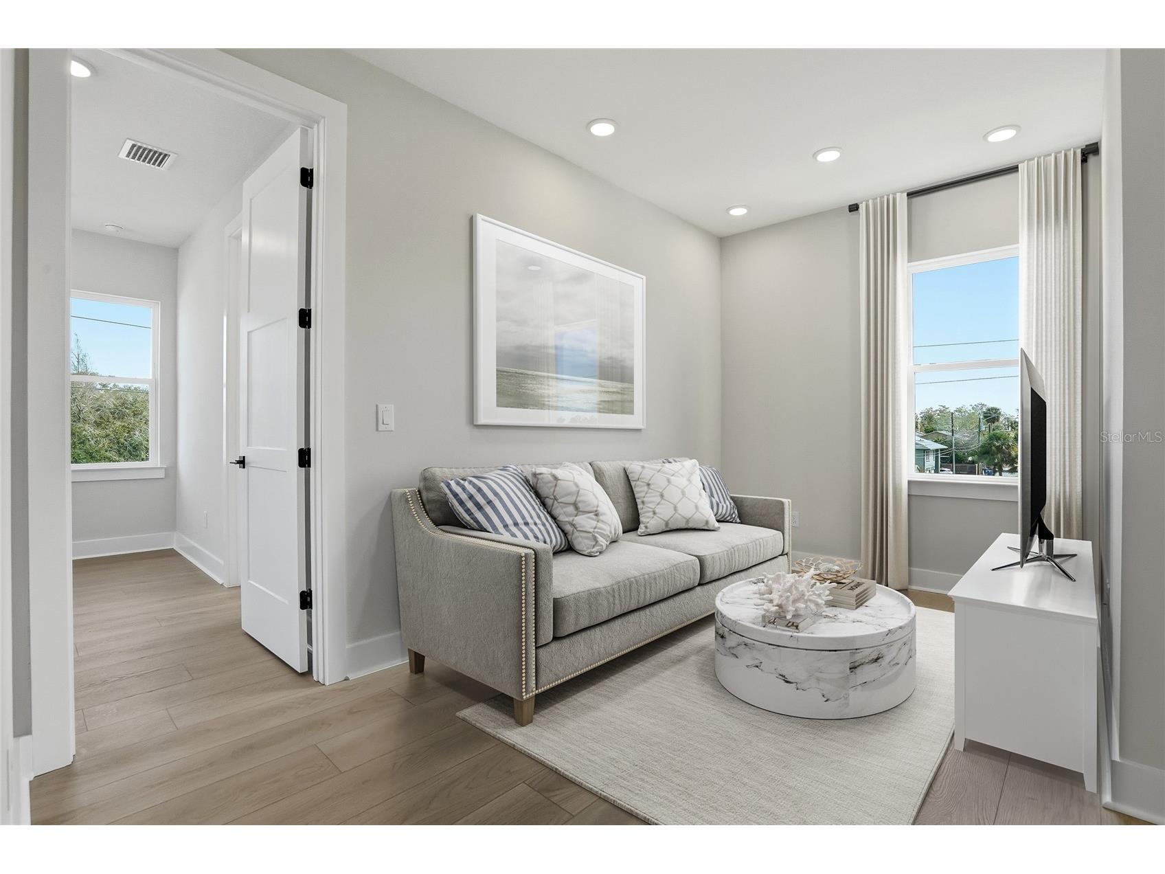 3005 1st Avenue N Saint Petersburg FL 33713 TB8513140 image37