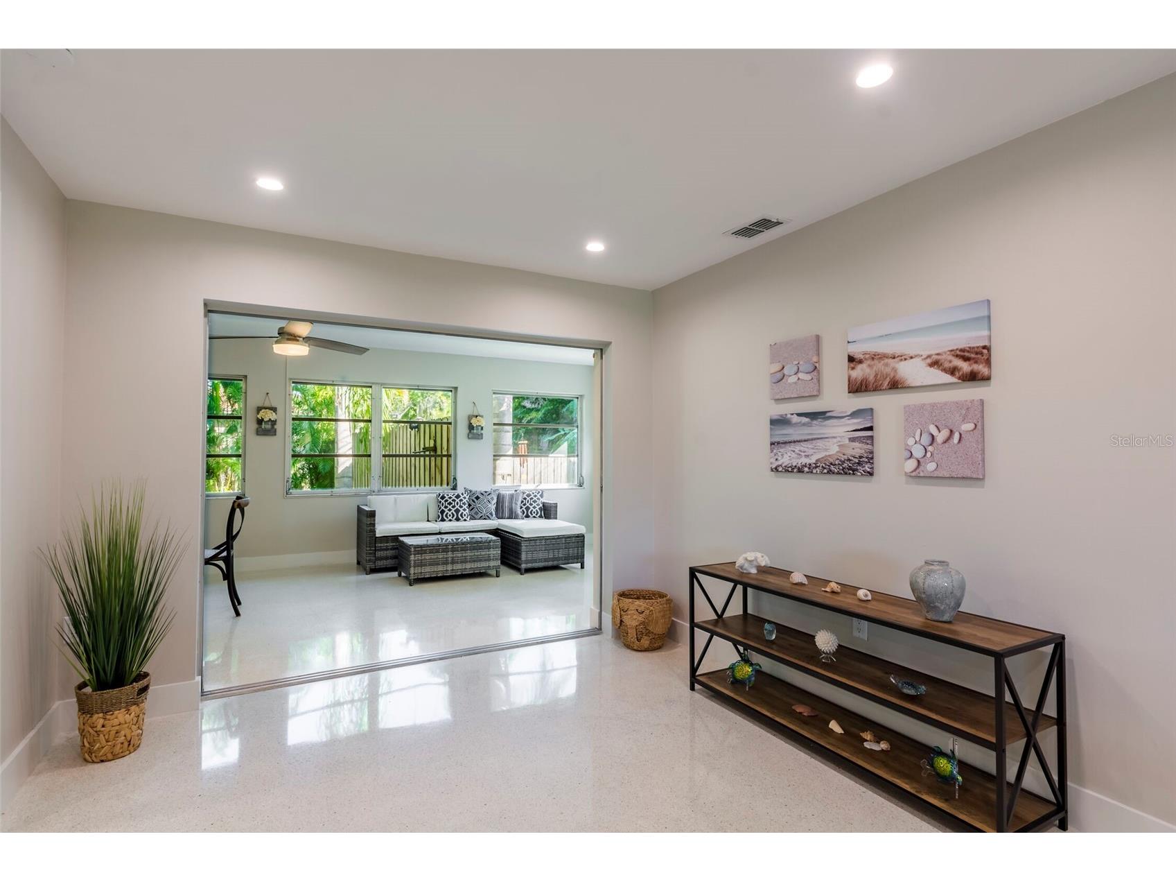 3005 Chase Circle Sarasota FL 34231 A4691816 image7