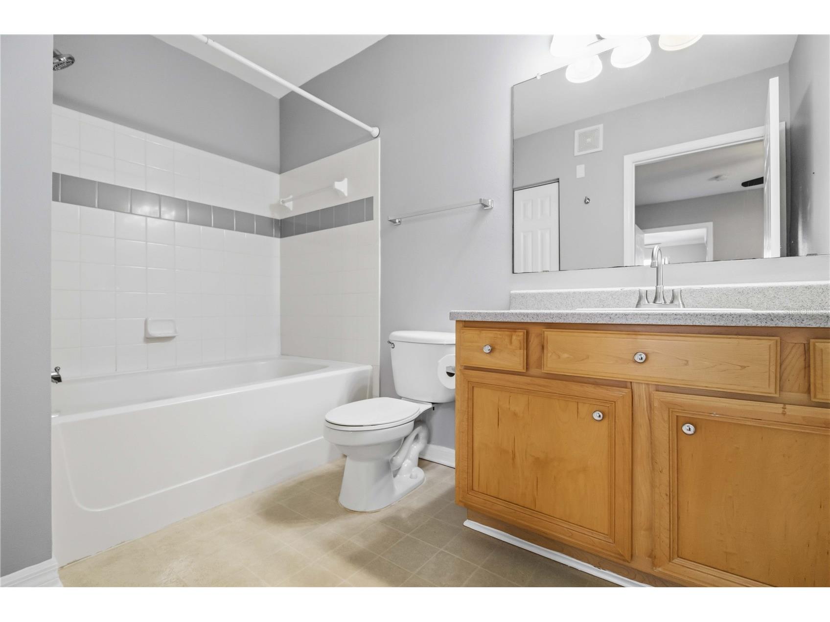 3005 Chianti Court #101 Sarasota FL 34237 A4696992 image15