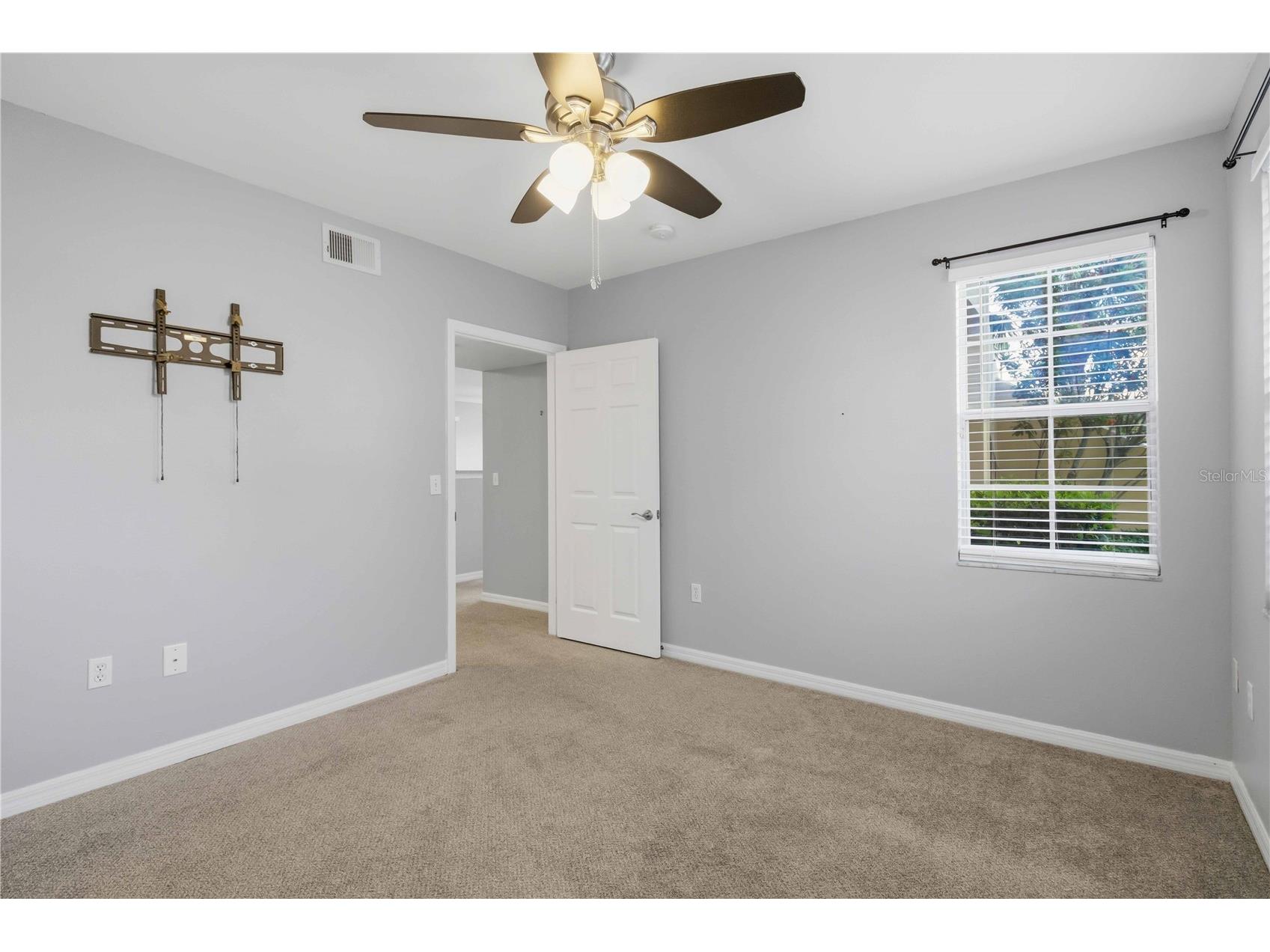 3005 Chianti Court #101 Sarasota FL 34237 A4696992 image18