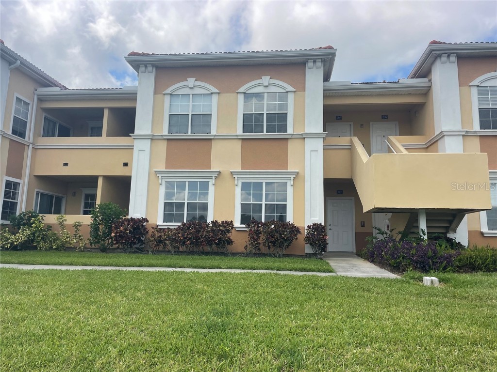 3005 Chianti Court #107 Sarasota FL 34237 A4609765 image1