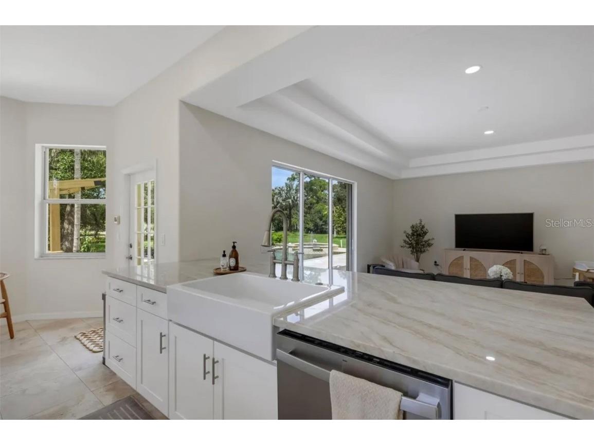 3005 Desoto Rd Desoto Road Sarasota FL 34234 A4675128 image16