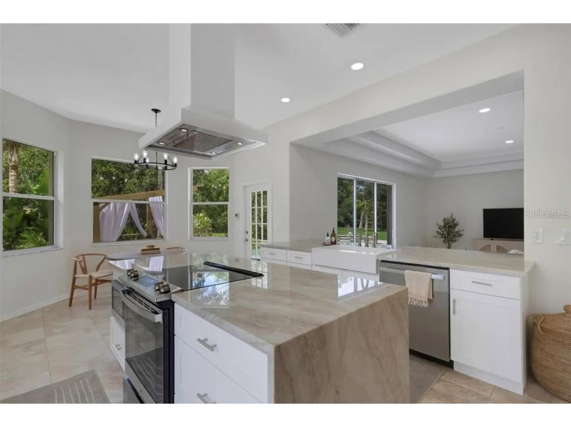 3005 Desoto Rd Desoto Road Sarasota FL 34234 A4675128 image18