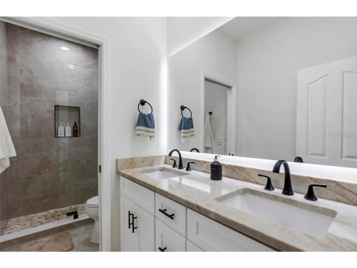 3005 Desoto Rd Desoto Road Sarasota FL 34234 A4675128 image48