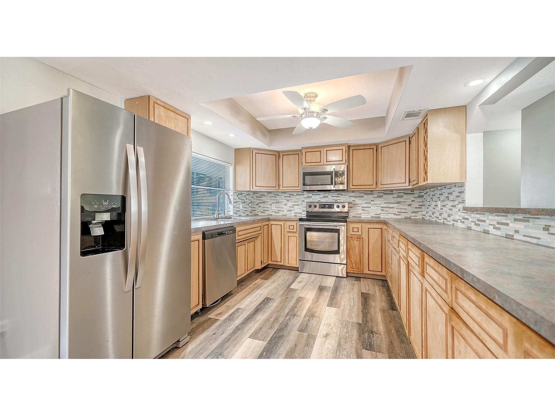 3005 Lockwood Terrace Sarasota FL 34231 A4686875 image14