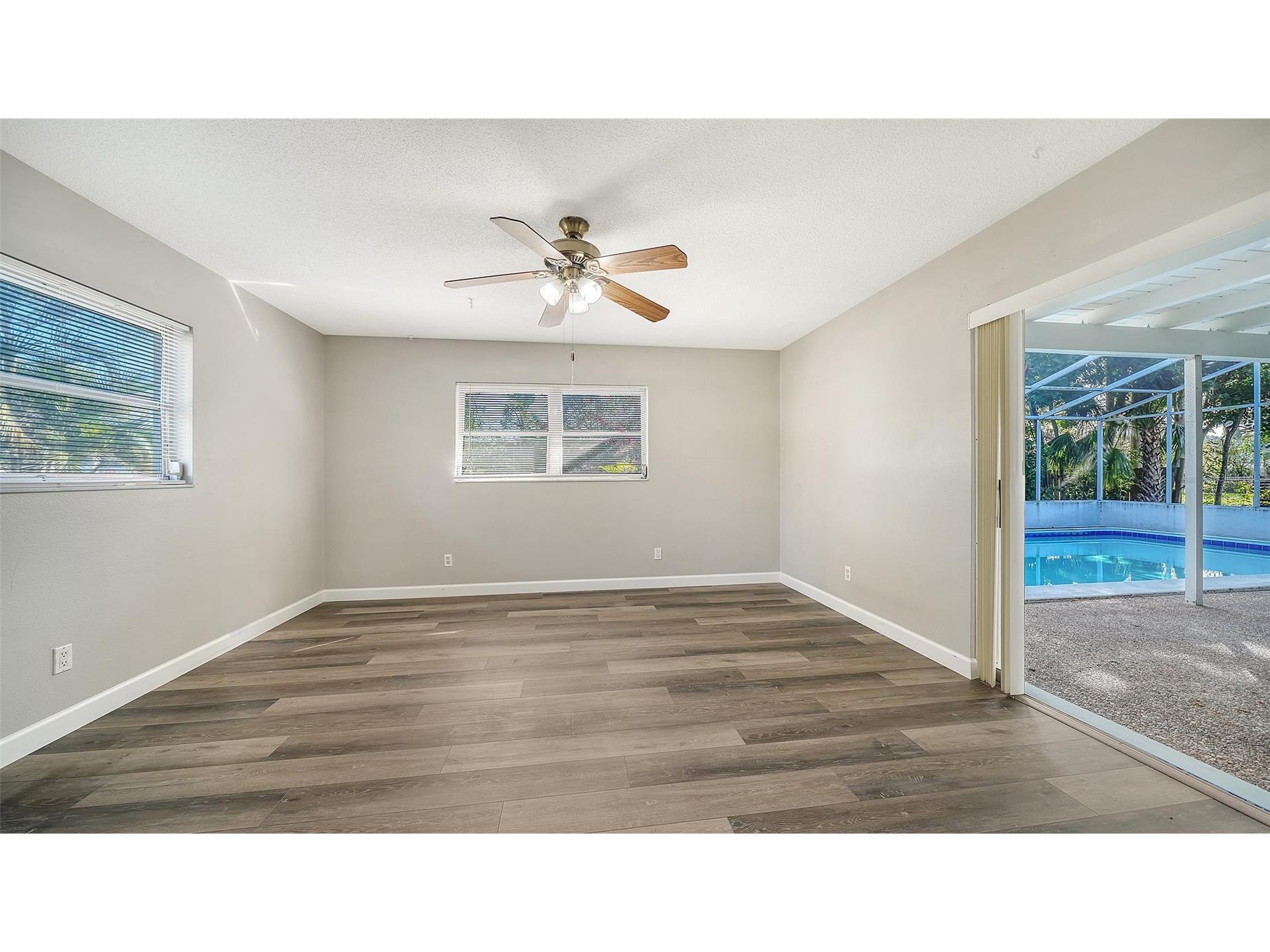 3005 Lockwood Terrace Sarasota FL 34231 A4686875 image20