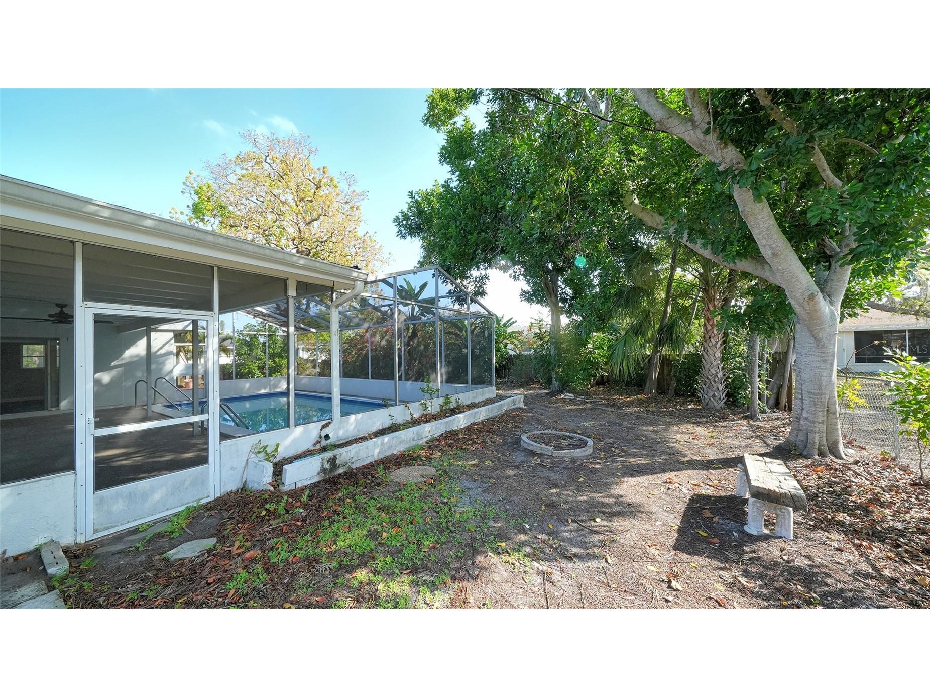 3005 Lockwood Terrace Sarasota FL 34231 A4686875 image36