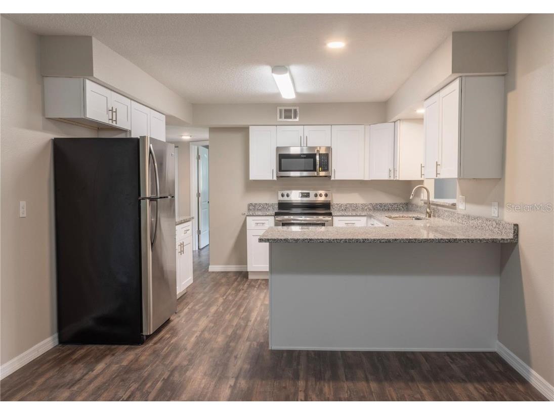 3005 S Kings Avenue Brandon FL 33511 TB8423992 image12