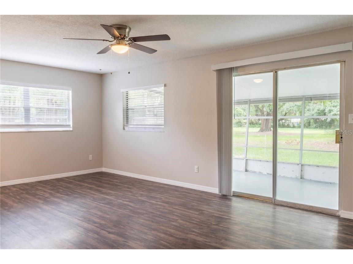 3005 S Kings Avenue Brandon FL 33511 TB8423992 image15