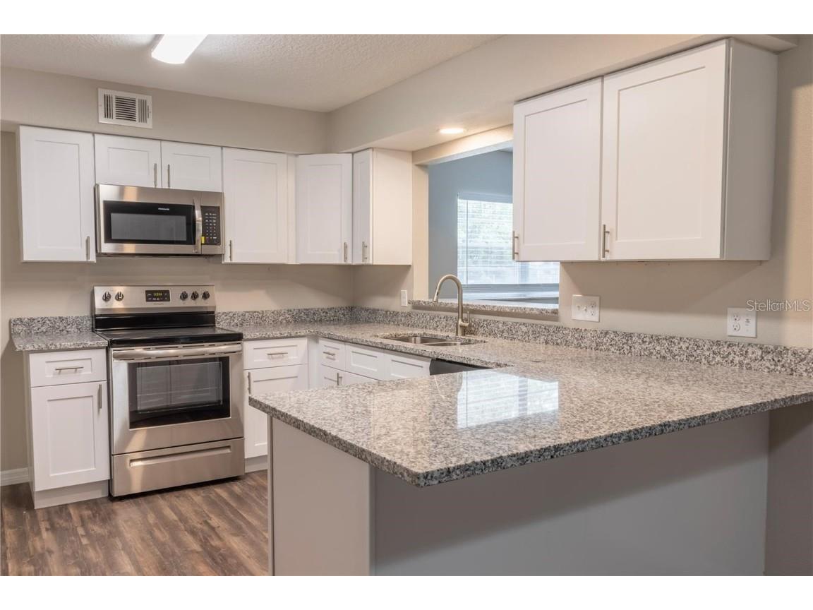 3005 S Kings Avenue Brandon FL 33511 TB8423992 image6