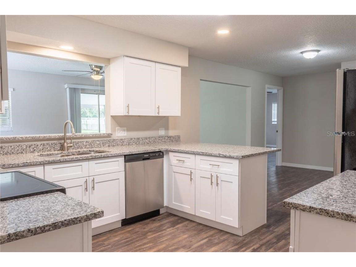 3005 S Kings Avenue Brandon FL 33511 TB8423992 image7