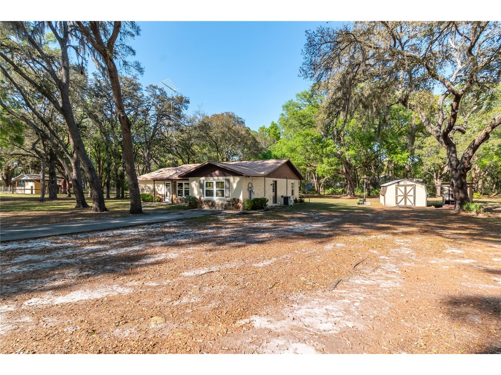 3005 SE 160th Lane Road Summerfield FL 34491 OM721461 image4