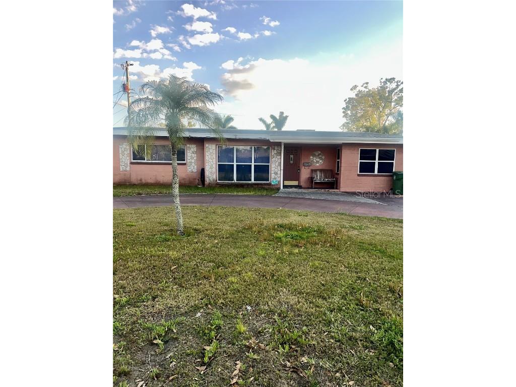 3005 W 18th Avenue W Bradenton FL 34205 TB8367008 image1
