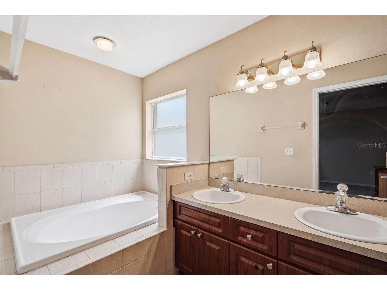 3005 W Chestnut Street Tampa FL 33607 TB8509738 image16