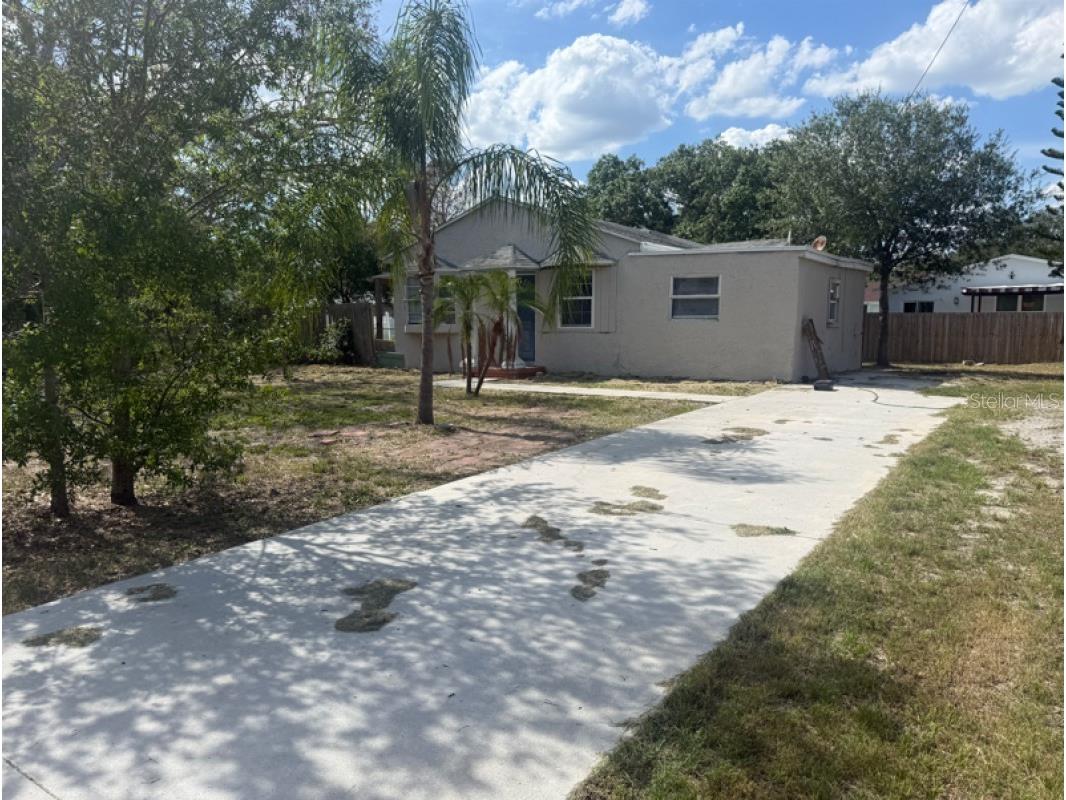 3005 W Van Buren Drive Tampa FL 33611 A4696456 image2